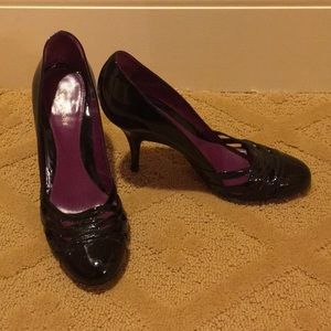 sergio rossi black patent leather pumps